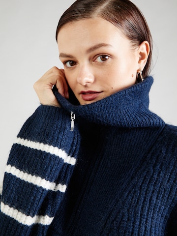 Abercrombie & Fitch Sweater 'BLACK FRIDAY' in Blue