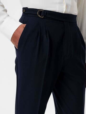 Antioch Regular Trousers with creases in Blue