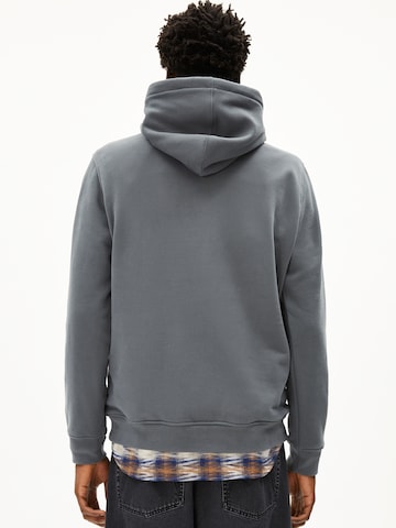 ARMEDANGELS Sweatshirt in Grijs