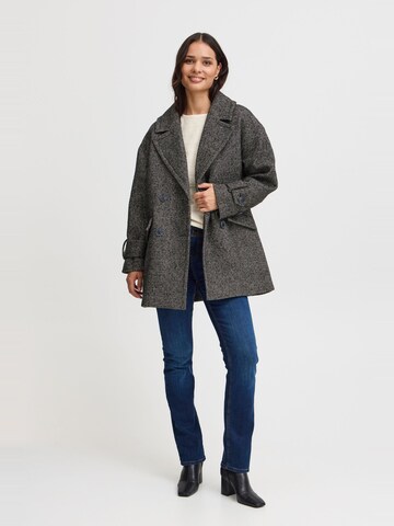 Fransa - Chaqueta de entretiempo 'Mailika' en gris: frente