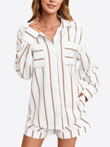 Pantaloni scurți de la Imily Bela pe verde