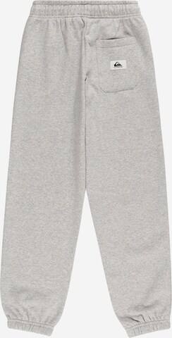 QUIKSILVER Дънки Tapered Leg Панталон 'SCREEN YOUTH' в сиво