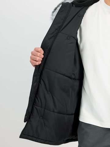 ALPHA INDUSTRIES Parka 'N-3A' in Schwarz: Seite