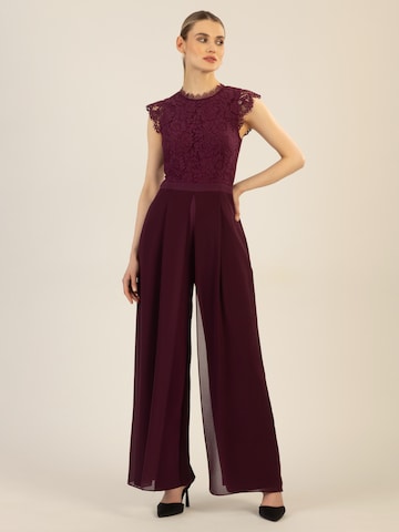 APART Jumpsuit in Lila: Vorderseite