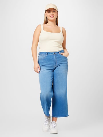 ONLY Carmakoma Flared Jeans 'Adison' i blå