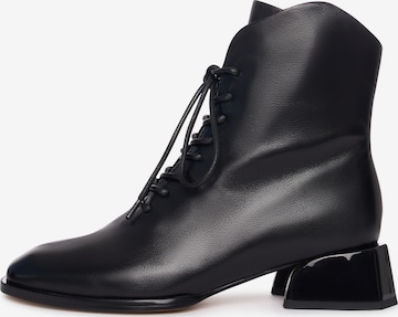 Bottines à lacets CESARE GASPARI en noir : devant