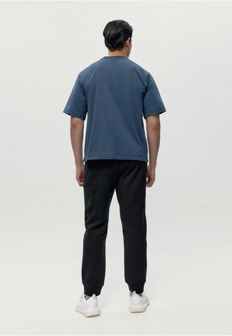 Born Living Yoga Sports top 'Tarn' in Grey