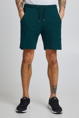 BLEND Slim fit Pants in Green: front