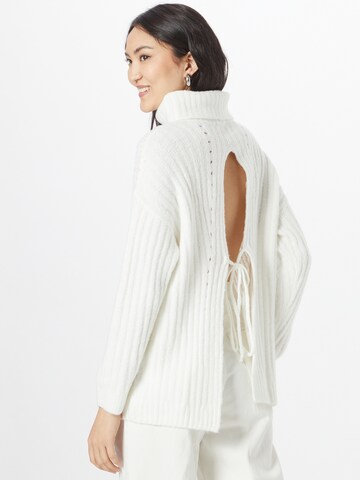 Tally Weijl Sweater in White