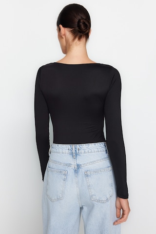 Trendyol Body – černá