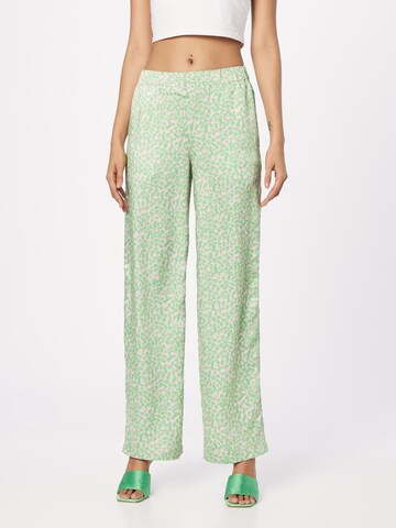 modström Loose fit Pants 'Clarke' in Green: front