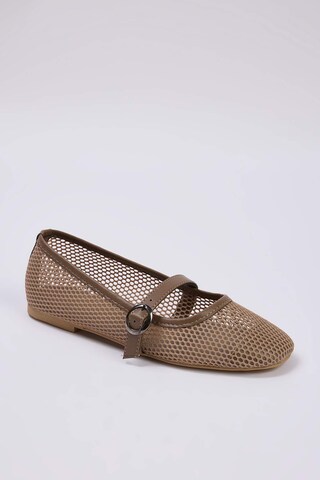 Trendyol - Bailarina en beige