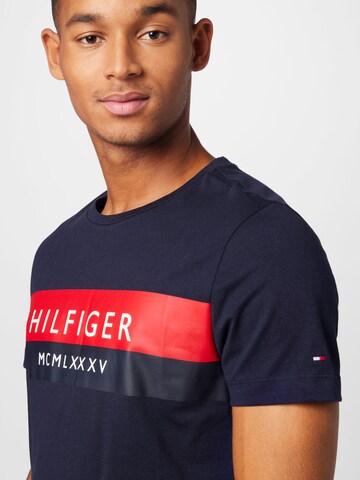 TOMMY HILFIGER T-Shirt in Blau