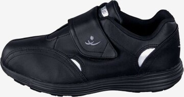 CHUNG SHI Sneakers in Black: front