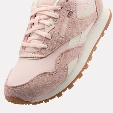 Reebok Sneaker in Pink