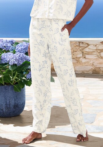 LASCANA Pyjamahose in Weiß