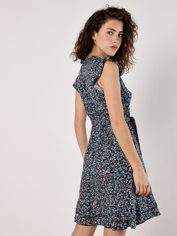 Robe ' ' Apricot en bleu