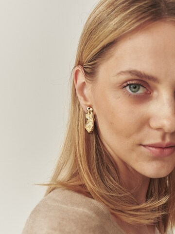 Orecchini 'Aki' di TATUUM in oro