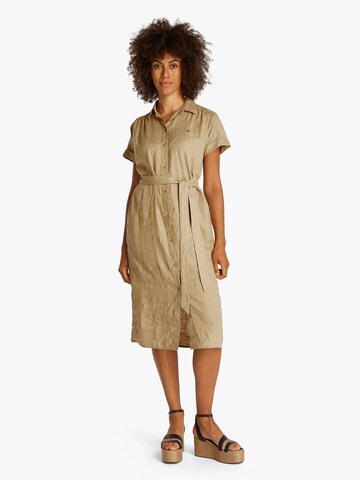 Abito camicia di TOMMY HILFIGER in beige: frontale