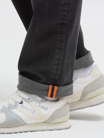 CAMP DAVID Regular Jeans in Black