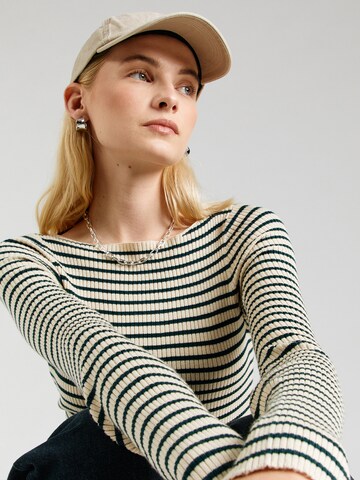 Pull-over 'NMFINA' Noisy may en beige