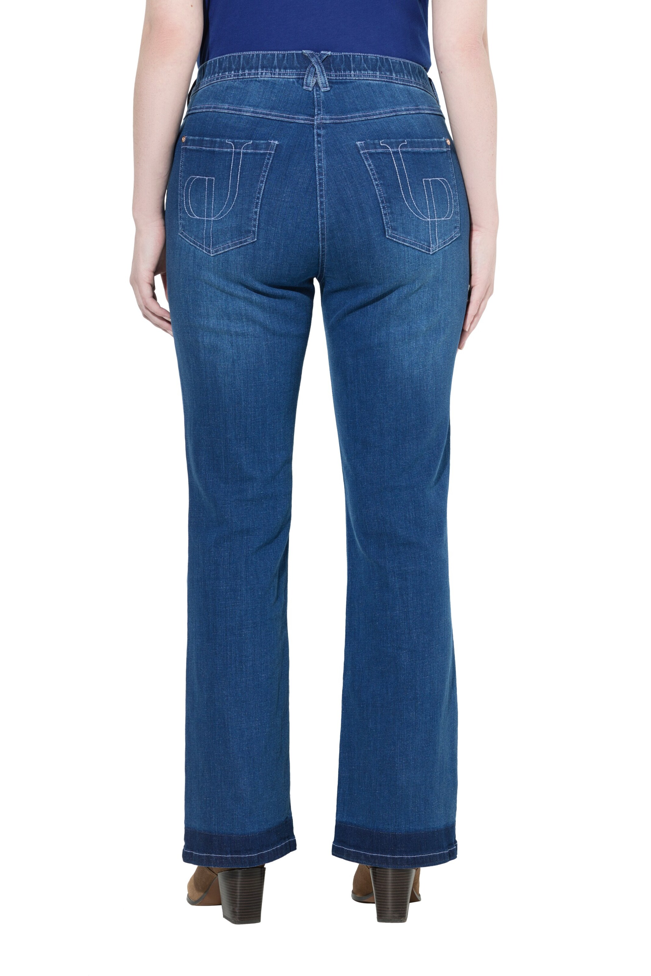 Ulla Popken Flared Jeans in Blau