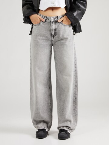 DRYKORN Wide leg Jeans 'MEDLEY' in Grijs: voorkant
