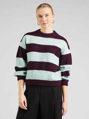 Pulover de la FRNCH PARIS pe verde: față