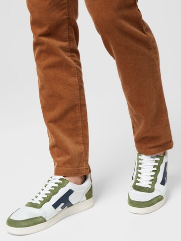 Carhartt WIP Regular Chino 'Sid' in Bruin