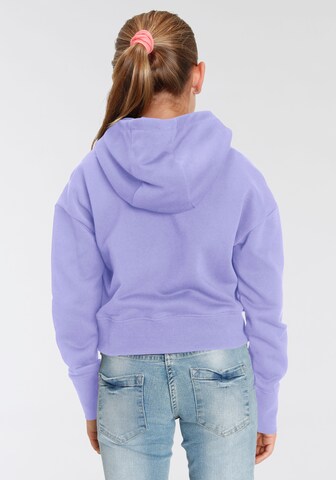 Nike Sportswear Sweatshirt in Lila