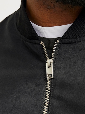 Veste mi-saison 'Rush' Jack & Jones Plus en noir