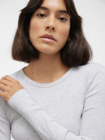 VERO MODA Póló 'VMChloe' - szürke