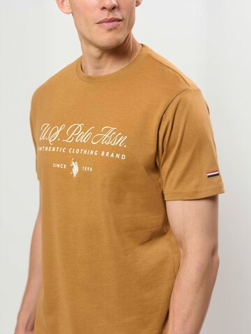 Coupe regular Chemise ' UMDag ' U.S. POLO ASSN. en marron