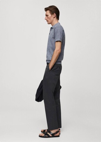 MANGO MAN Slim fit Pleat-Front Pants 'Jon' in Blue