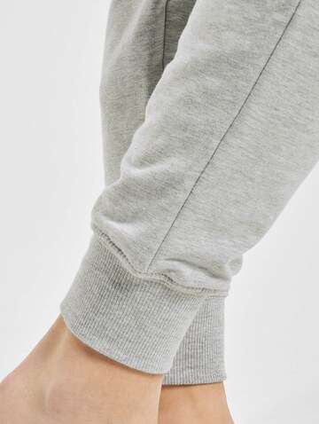 Effilé Pantalon Calvin Klein Underwear en gris