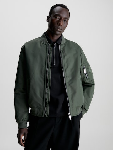 Veste mi-saison Calvin Klein en vert : devant