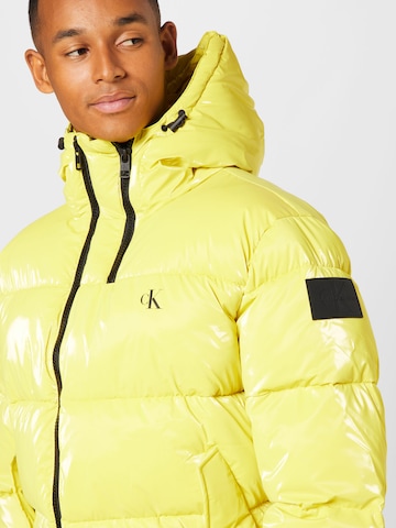 Veste mi-saison Calvin Klein Jeans en jaune