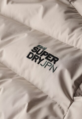 Superdry - Casaco de inverno em cinzento