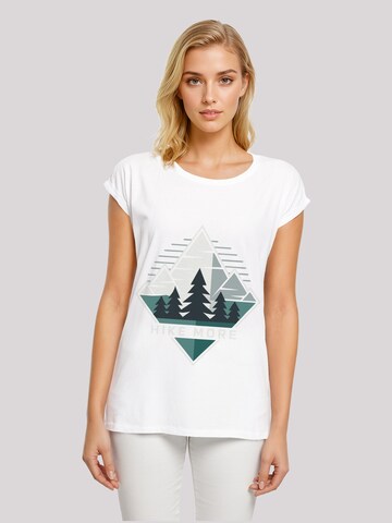 T-shirt 'Hike More Mountains' F4NT4STIC en blanc : devant