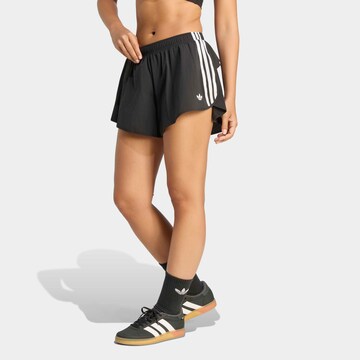 Loosefit Pantalon de sport ADIDAS PERFORMANCE en noir : devant