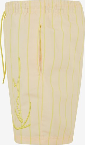 Pantaloncini da bagno di Karl Kani in giallo