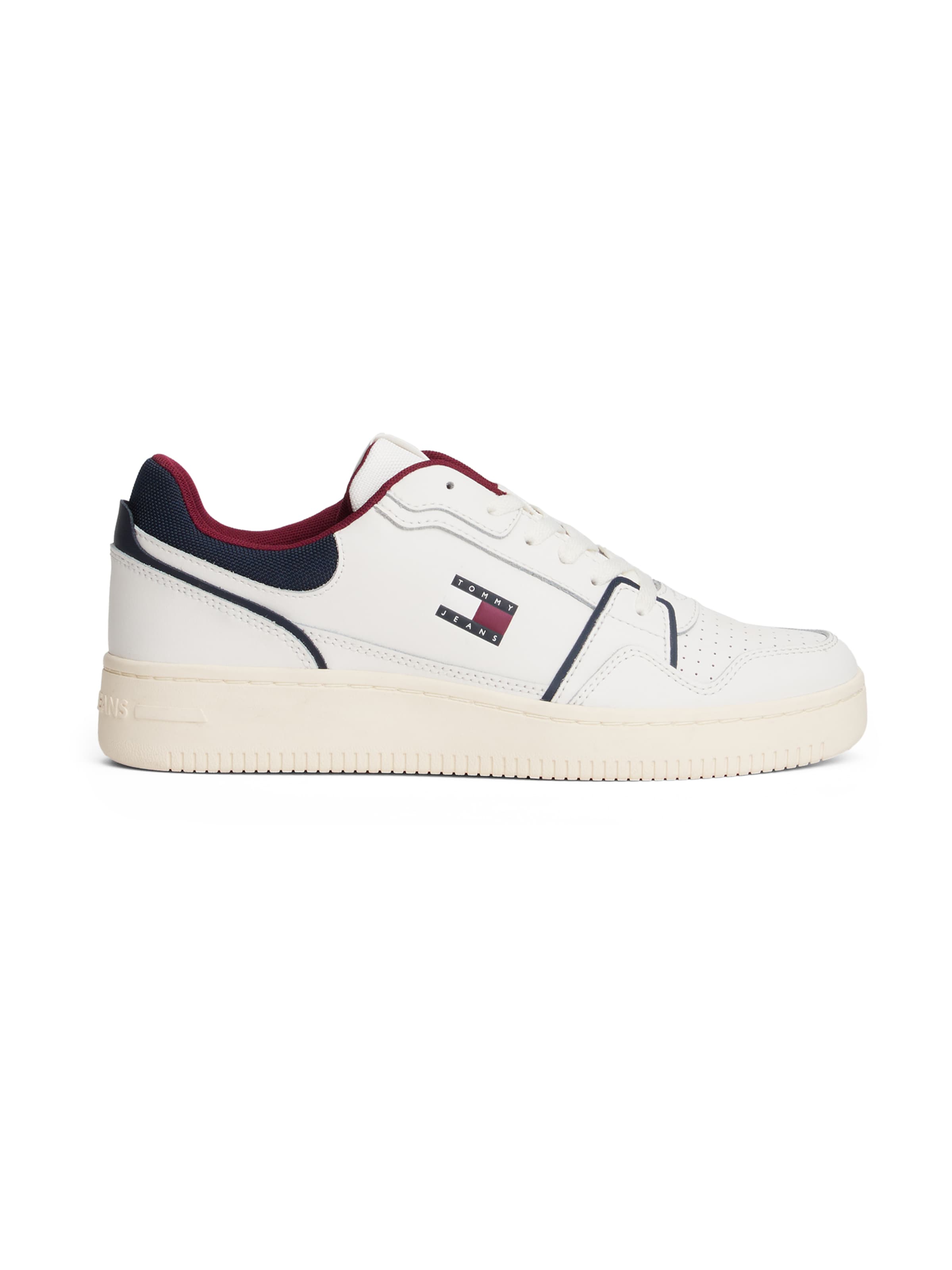 Tommy Jeans - Zapatillas deportivas bajas 'RETRO BASKET' en blanco