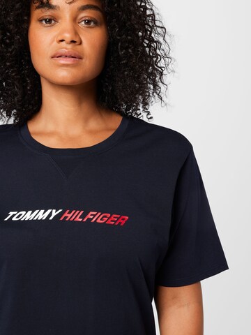 Tricou de la Tommy Hilfiger Curve pe albastru