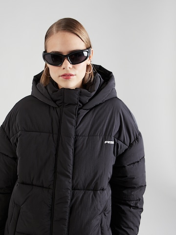 Pegador Winter coat in Black