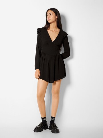 Bershka Kleid in Schwarz