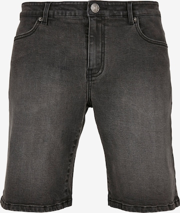 Urban Classics Regular Jeans in Black: front