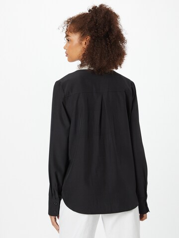 Wallis Curve Blouse in Zwart