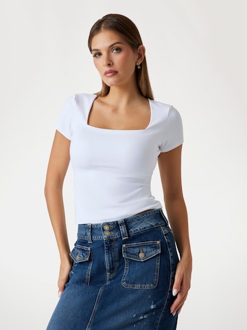 GUESS T-Shirt in Weiß: Vorderseite