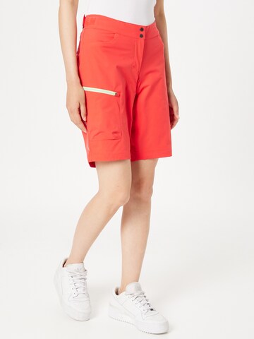 JACK WOLFSKINregular Sportske hlače 'Tourer' - crvena boja: prednji dio
