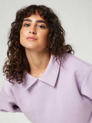 Sweat-shirt 'Joy' florence by mills exclusive for ABOUT YOU en violet